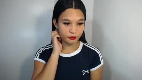 Snapshot of asian_yannie chatting on April 7, 10:05 am Yan online show from April 7, 10:05 am