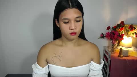 Snapshot of asian_yannie chatting on April 21, 7:03 am Yan online show from April 21, 7:03 am