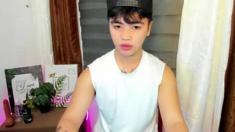 Snapshot of asiancarl_bigcock chatting on July 13, 1:58 pm kairo dewji in ifbi online show from July 13, 1:58 pm