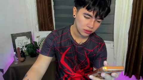 Snapshot of asiancarl_bigcock chatting on July 14, 4:50 am kairo dewji in ifbi online show from July 14, 4:50 am