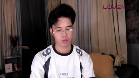 Snapshot of asiancum_peter chatting on May 29, 1:47 am asiancum_peter online show from May 29, 1:47 am