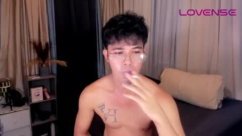 Snapshot of asiancum_peter chatting on May 30, 2:08 am asiancum_peter online show from May 30, 2:08 am