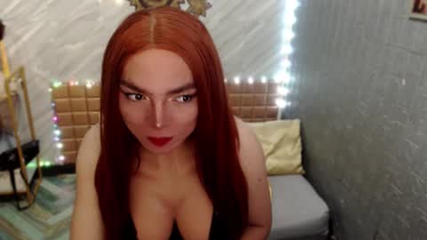 Snapshot of asiandollxxx4u chatting on January 11, 4:01 pm BELLA NOTCH online show from January 11, 4:01 pm