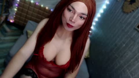 Snapshot of asiandollxxx4u chatting on July 5, 5:47 am BELLA NOTCH online show from July 5, 5:47 am
