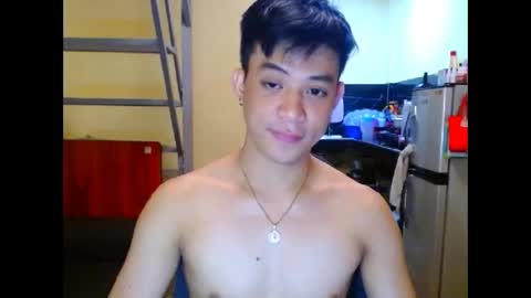 asiandreamboyx online show from February 20, 7:54 am