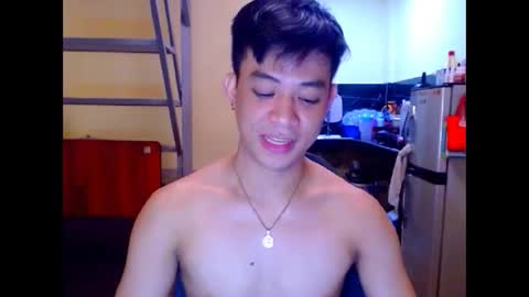 asiandreamboyx online show from March 26, 8:31 am