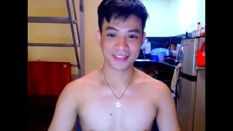 asiandreamboyx online show from April 27, 5:27 am