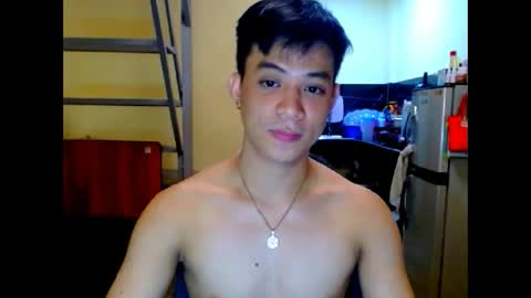asiandreamboyx online show from May 30, 5:43 pm