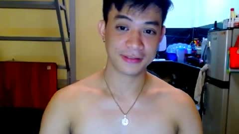 asiandreamboyx online show from June 17, 4:48 am