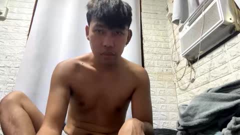 asianexploder69 online show from April 6, 8:15 am