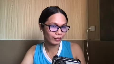 Snapshot of asianflirty_maicaxx chatting on April 13, 6:41 am asianflirty_maicaxx online show from April 13, 6:41 am