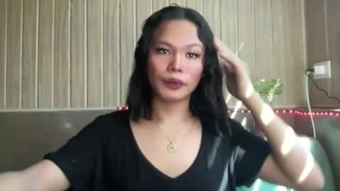 Snapshot of asianflirty_maicaxx chatting on May 11, 12:38 am asianflirty_maicaxx online show from May 11, 12:38 am