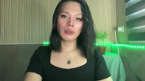 Snapshot of asianflirty_maicaxx chatting on May 12, 12:52 am asianflirty_maicaxx online show from May 12, 12:52 am