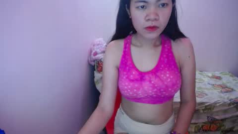 Snapshot of asianhot_babe chatting on September 17, 11:39 pm Melody online show from September 17, 11:39 pm