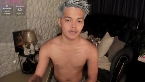 VICTORIA SCOTT online show from January 12, 12:32 pm