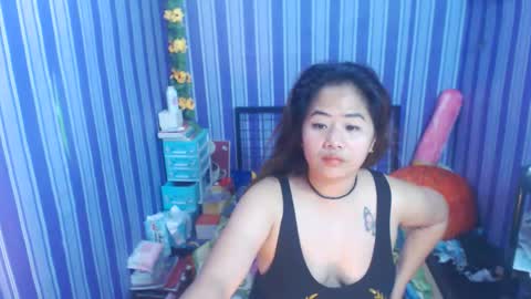 Snapshot of asiankitty23xx chatting on May 30, 2:08 am asiankitty23xx online show from May 30, 2:08 am