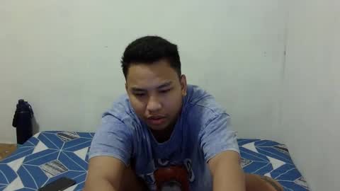 Snapshot of asiannaughtytwink43 chatting on February 23, 8:33 pm Supgod43 online show from February 23, 8:33 pm