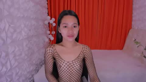 asianpetitefucker01 online show from January 13, 5:18 pm