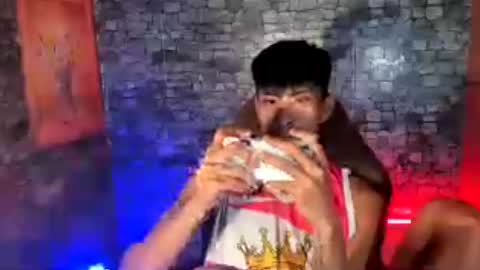 mark online show from July 12, 2:08 pm