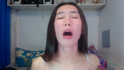 Snapshot of asianqt19 chatting on March 6, 4:53 am J A D E online show from March 6, 4:53 am