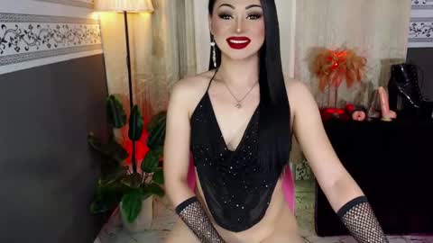 Snapshot of asiansexhunter chatting on April 21, 7:39 pm Ms. MONICA online show from April 21, 7:39 pm