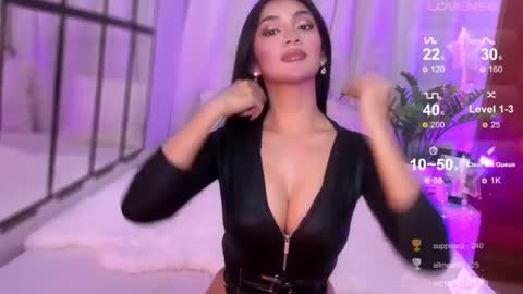Miss Nia online show from December 23, 9:29 pm