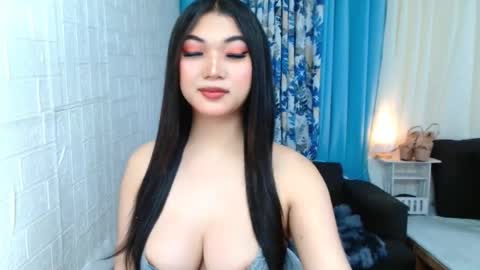Snapshot of asiansexxy_wildtrans chatting on May 5, 7:22 pm Nina online show from May 5, 7:22 pm