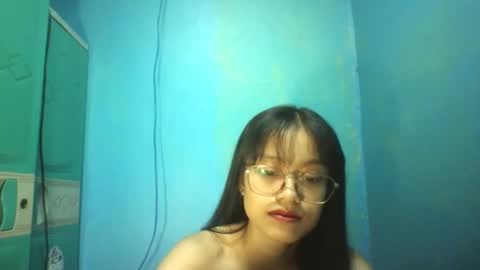 Snapshot of asiansexygirlxoxo chatting on March 15, 2:39 am ann online show from March 15, 2:39 am