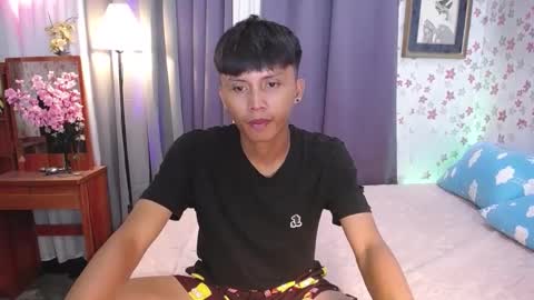 Snapshot of asiansmokeyxx chatting on January 7, 3:02 pm prince online show from January 7, 3:02 pm