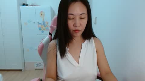 Tabby online show from April 9, 2:55 pm