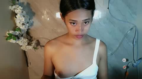 kisses online show from April 30, 10:10 am
