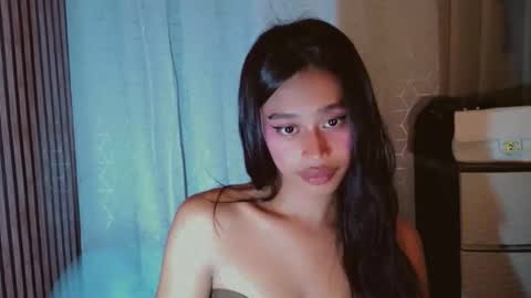 kisses online show from May 31, 5:53 pm