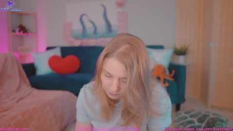 Asiri   pronounced Ah-siri Please no nicknames   3 online show from February 24, 1:09 pm