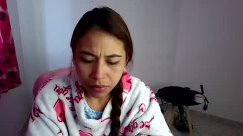 Asiri  online show from July 28, 11:17 am