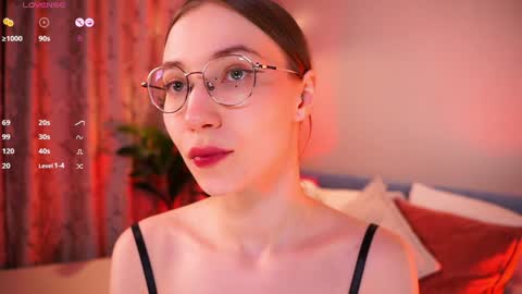 Audrey online show from December 1, 7:36 pm