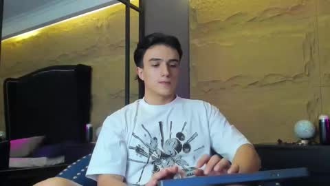 Aslan  online show from March 14, 3:45 am