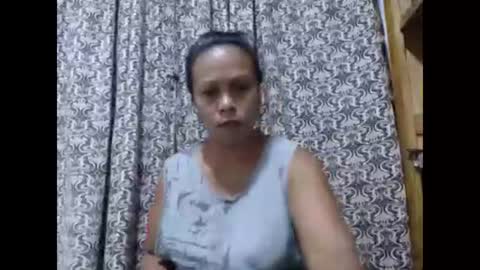 Snapshot of aslanne chatting on May 6, 6:13 pm aslanne online show from May 6, 6:13 pm