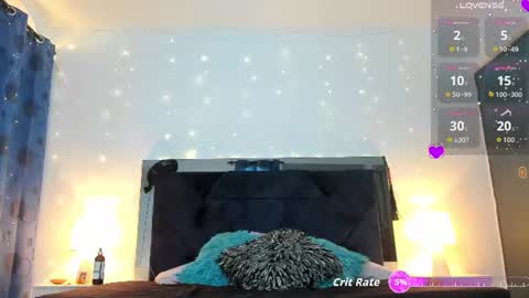 Snapshot of aslhyn_gomez chatting on July 31, 8:19 pm Aslhyn online show from July 31, 8:19 pm