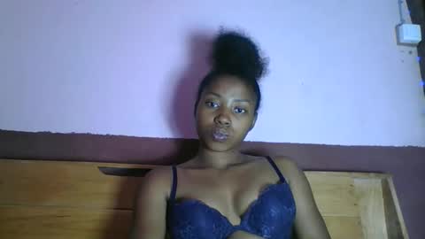 asmiraa online show from February 20, 7:36 pm