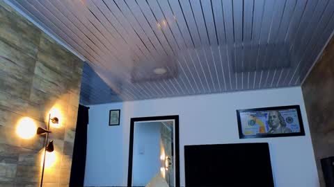 Snapshot of asmodeo_cox chatting on March 4, 9:43 pm Asmodeo - online show from March 4, 9:43 pm