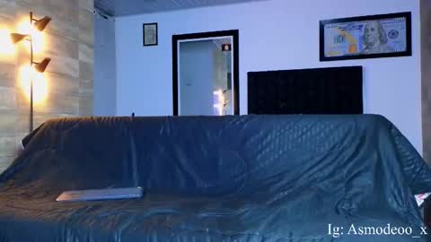 Snapshot of asmodeo_cox chatting on October 1, 9:15 am Asmodeo - online show from October 1, 9:15 am