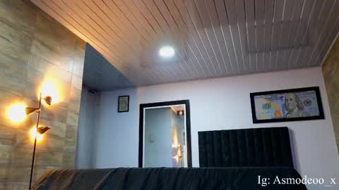 Snapshot of asmodeo_cox chatting on October 14, 12:55 am Asmodeo - online show from October 14, 12:55 am