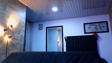 Snapshot of asmodeo_cox chatting on October 14, 11:27 pm Asmodeo - online show from October 14, 11:27 pm