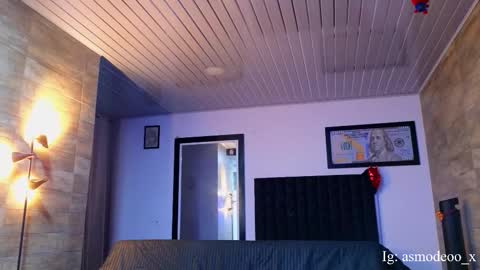 Snapshot of asmodeo_cox chatting on October 17, 2:26 am Asmodeo - online show from October 17, 2:26 am