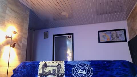 Snapshot of asmodeo_cox chatting on November 19, 11:38 pm Asmodeo - online show from November 19, 11:38 pm