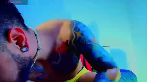 Snapshot of asmodeus_bael_ chatting on November 20, 10:53 pm asmodeus bael online show from November 20, 10:53 pm