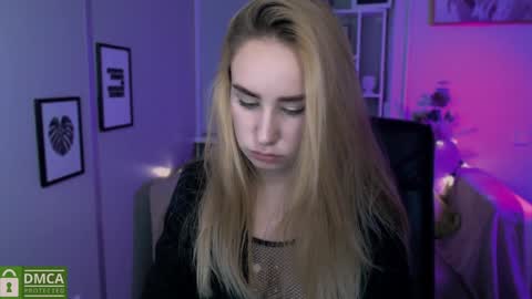 Snapshot of asol_muah chatting on December 15, 1:13 am Asol online show from December 15, 1:13 am