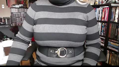 Aspen Vale online show from December 21, 5:29 pm