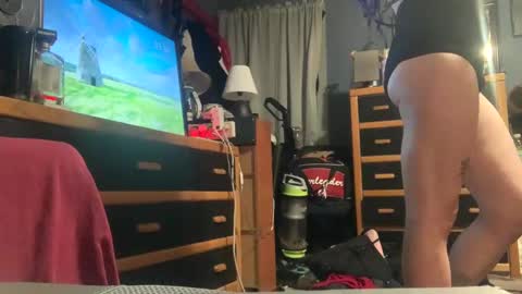 aspiringturtlegirl online show from October 4, 7:39 am