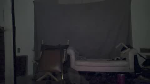 aspiringturtlegirl online show from February 21, 7:42 am